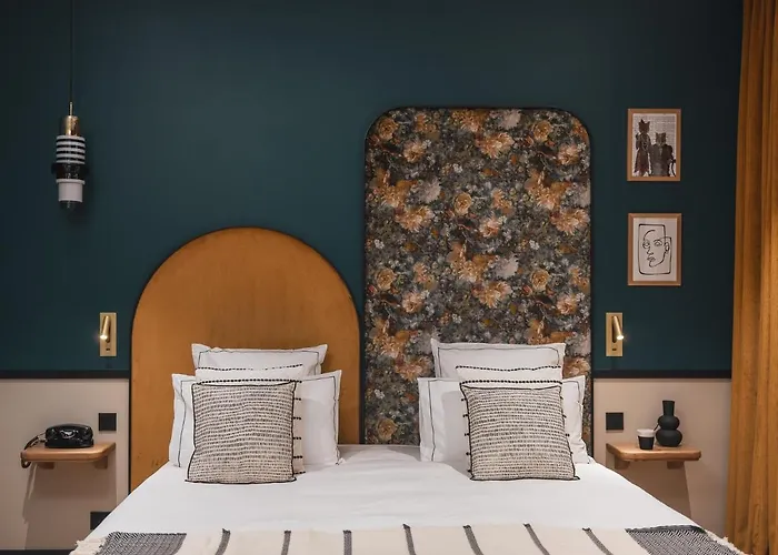 Dandy (adults Only) 4* Paris