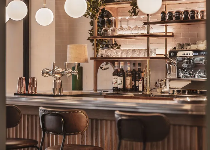 Dandy (adults Only) 4* Paris
