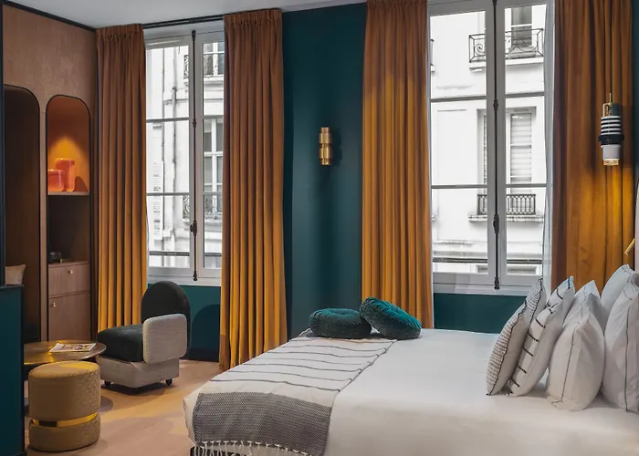 Dandy (adults Only) 4* Paris