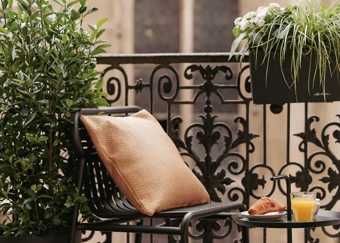 Dandy (adults Only) 4* Paris